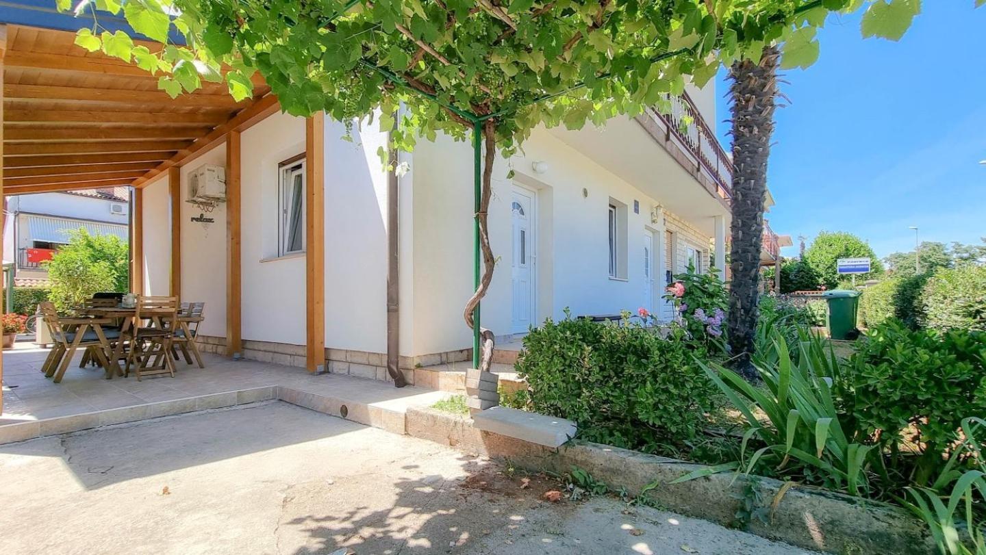Bosko Apartment Umag Exterior photo