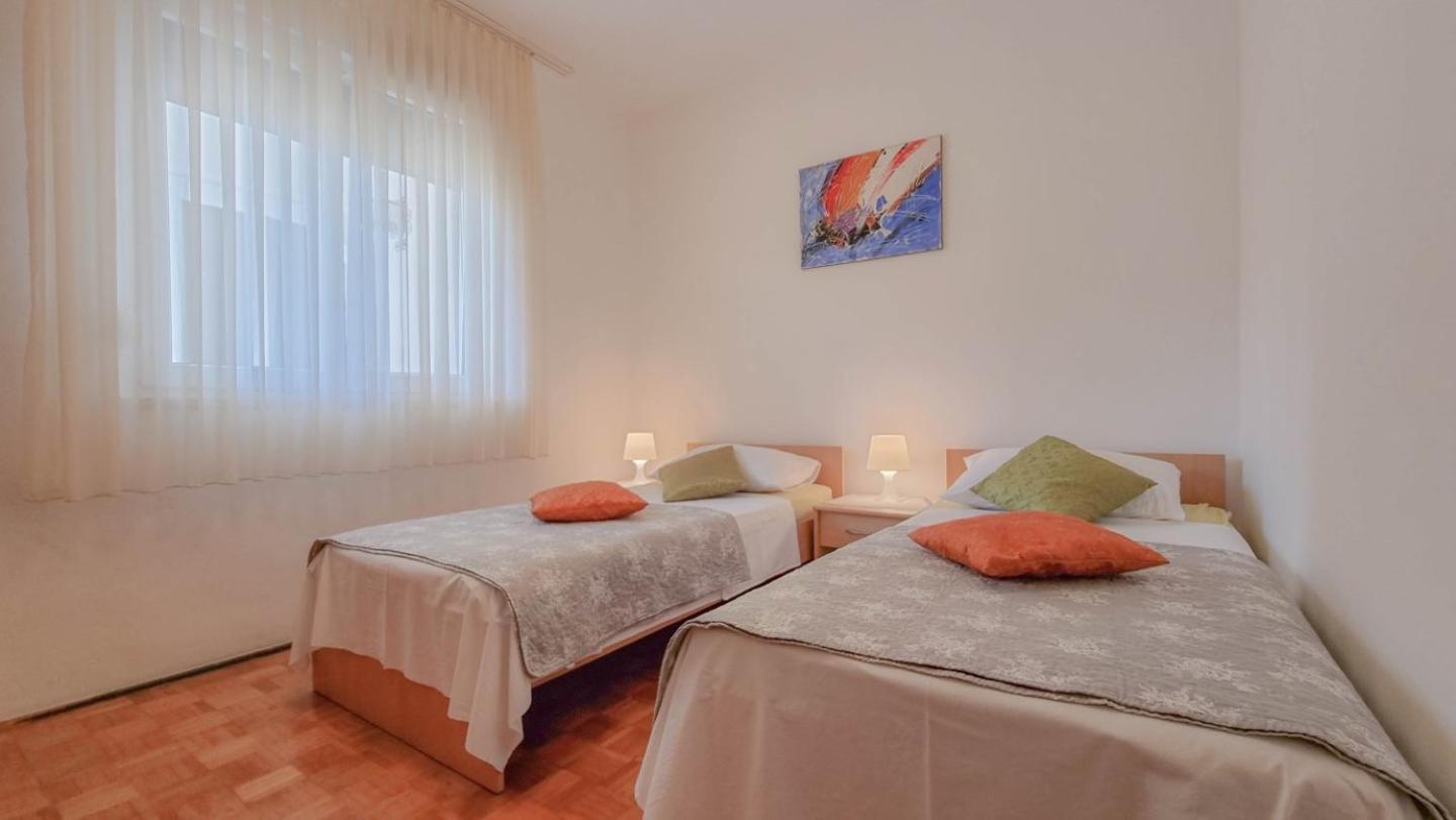 Bosko Apartment Umag Exterior photo